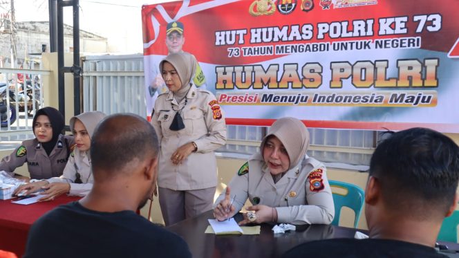 
					Menyemarakkan rangkaian Hari Jadi Humas Polri ke 73, Polresta Banda Aceh melalui Sie Humas menyelenggarakan pengobatan gratis bagi warga di Kecamatan Ingin Jaya, Aceh Besar, Jumat (8/11/2024). Foto: Dok. Polresta Banda Aceh