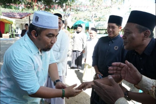 
					Pj Bupati Aceh Besar Muhammad Iswanto S.STP, MM menghadiri Maulid Nabi Muhammad SAW di Dayah Darul Ulum Al Fata, Gampong Kayee Kunyet, Kecamatan Blang Bintang, Aceh Besar, Minggu (3/11/2024). Foto: Dok. MC Aceh Besar