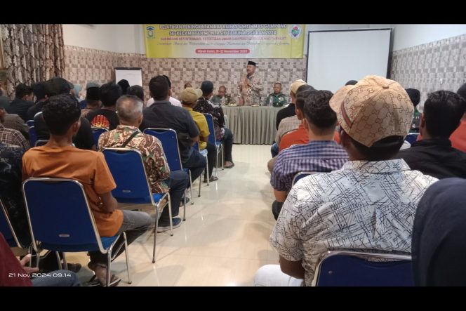 
					Peserta Pelatihan Peningkatan Kapasitas Satlinmas Gampong Se-Kecamatan Montasik di Hotel Hijrah, Lambaro, Ingin Jaya, Kamis (21/11/2024). FOTO/MC ACEH BESAR