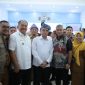 Wakil Bupati Asahan Taufik Zainal Abidin Siregar SSos MSi bersama dengan Ketua DPRD Kabupaten Asahan H Efi Irwansyah Pane MKM menghadiri Festival Vokasi BBPVP Medan dengan thema Menyatukan Talenta dengan Membangun Ketenagakerjaan yang Infklusif dan peninjauan job fair yang diselenggarakan Pemerintah Provinsi (Pemprov) Sumatera Utara di Balai Besar Pelatihan Vokasi dan Produktivitas (BBPVP) Medan, Jalan Amal, Medan, Senin (23/12/2024). Foto: Dok. Pemkab Asahan