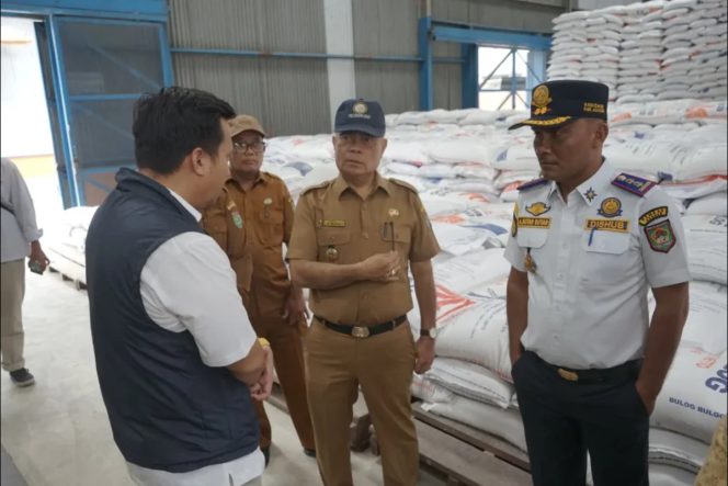 
					Bupati Asahan Sidak Harga dan Ketersediaan Bahan Pokok Jelang Nataru. Foto: Dok. Pemkab Asahan