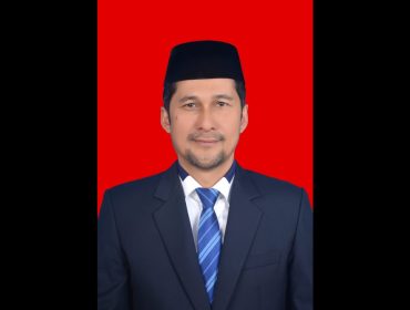 Kepala Biro Pemerintahan dan Otonomi Daerah Sekretariat Daerah Aceh, Drs. Syakir, M.Si., yang juga menjabat sebagai Pelaksana Harian Asisten Pemerintahan, Keistimewaan Aceh, dan Kesejahteraan Rakyat Sekda Aceh, pada Rabu (22/1/2025).