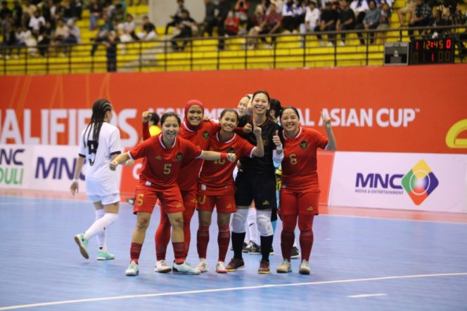 
					Tim Futsal Putri Indonesia lolos Piala Asia 2025, Atta Halilintar Yakin Prestasi Futsal Makin Berkibar. FOTO: Dok. PSSI