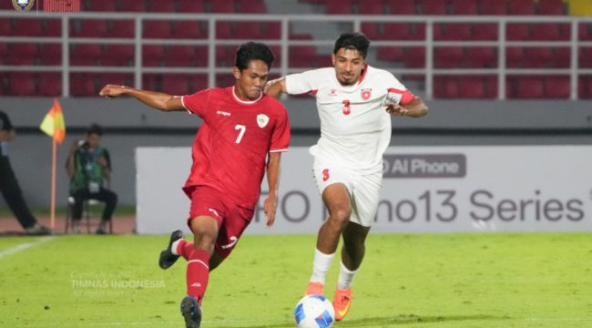 Timnas U-20 Indonesia berhadapan dengan Yordania. FOTO: Dok. PSSI